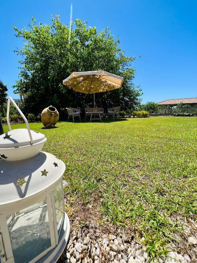 Апартаменты A Casa Di Ale Санта-Мария-ди-Кастеллабате Экстерьер фото